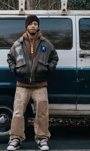 Veeze wearing Vintage Heavy pants