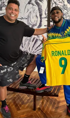 Ronaldo wearing Nike sock