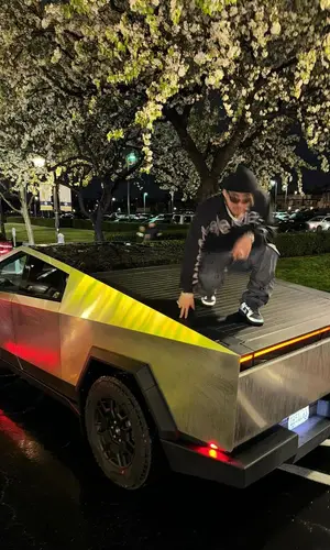 Jesus Ortiz Paz’s Outfit in Olly Shinder Pants, Nike Sneakers & Balenciaga Eyewear (2024)