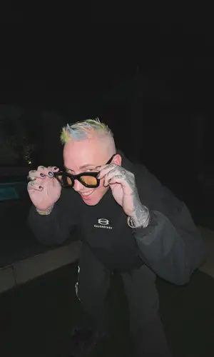 Blackbear’s Outfit in Balenciaga Hoodie, Basketcase Pants & Ray-Ban Eyewear (2024)