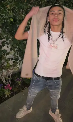 DD Osama wearing Louis Vuitton belt