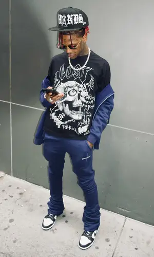 Famous Dex’s Outfit in Doctrine Denim Jacket, Lost Intricacy Sweatshirt & Nike Sneakers (2024)