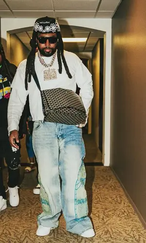 Icewear Vezzo’s Outfit in Who Decides War Jeans, Nike Sneakers & Goyard Bag (2024)