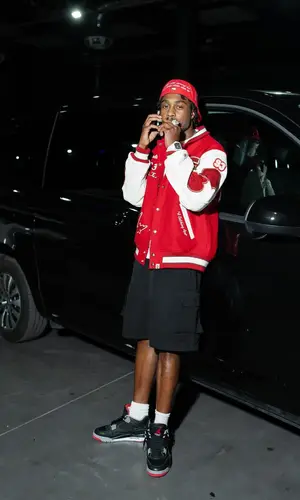 Lil Tjay wearing Vetements other