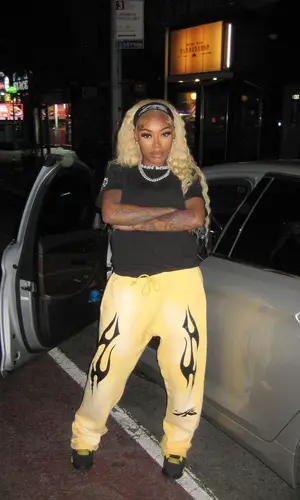 Asian Doll’s Outfit in Chrome Hearts T-Shirt, Jordan Sneakers & Hellstar Hat (2024)