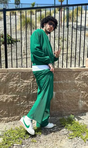 LiAngelo Ball’s Outfit in FashionNova Jacket & Nike Sneakers (2024)