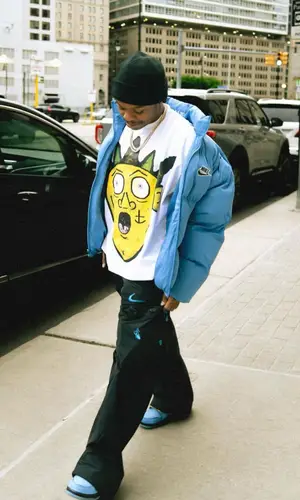 42 Dugg’s Outfit in Supreme Jacket, Off-White Pants & Nike (2024)