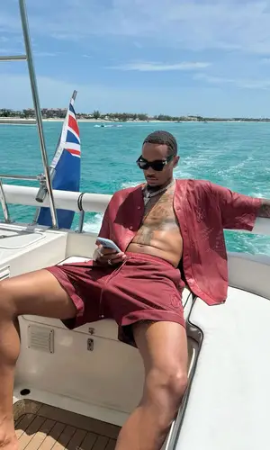 P. J. Washington’s Outfit in Amiri Shirt & Off-White Eyewear (2024)