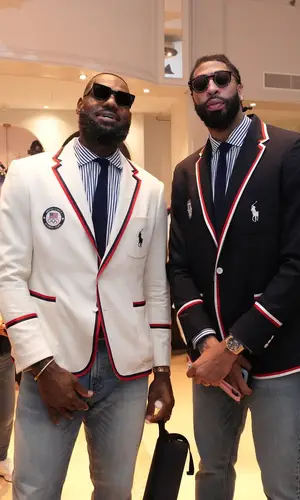 Anthony Davis’ Outfit in Ralph Lauren Jacket & Thierry Lasry Eyewear (2024)