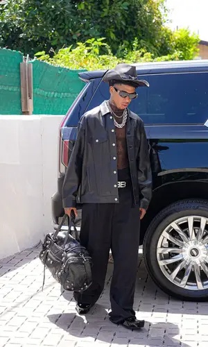 NLE Choppa wearing Balenciaga bag