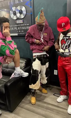 Lil Yachty wearing Chrome Hearts belt