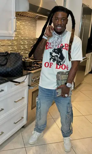 Hot Boii’s Outfit in Rhude T-Shirt, Cartier Watch & Audemars Piguet (2024)