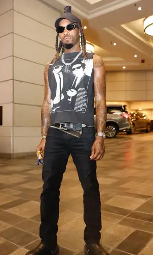 Offset wearing Melitta Baumeister cap