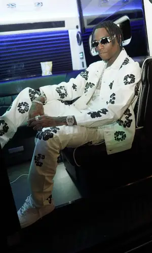 Soulja Boy’s Outfit in Levi’s Jacket, Balenciaga Eyewear & Denim Tears (2024)