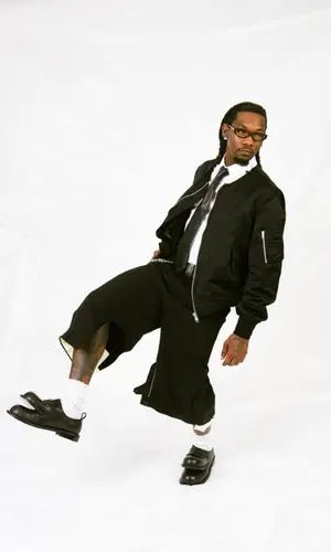 Offset wearing Bottega Veneta suit
