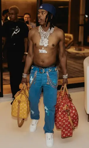 Lil Baby wearing Calvin Klein underwear