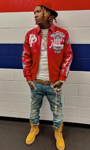 Moneybagg Yo’s Outfit in Timberland Boots, Louis Vuitton Belt & New Era Cap (2024)