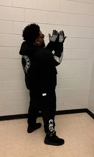 Rod Wave’s Outfit in Jordan Sneakers & Chrome Hearts Hat (2024)