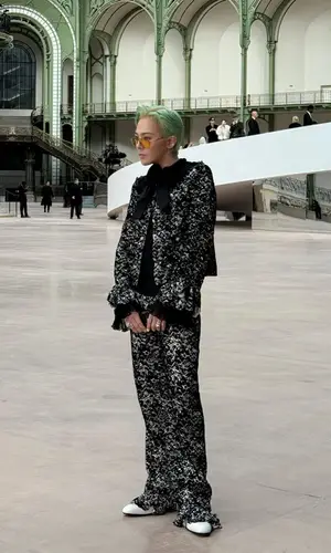 G-Dragon wearing Ray-Ban eyewear