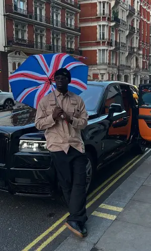 G4 Boyz Buggy wearing Amazon other