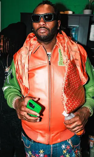 Peezy wearing Mannahatta NYC belt