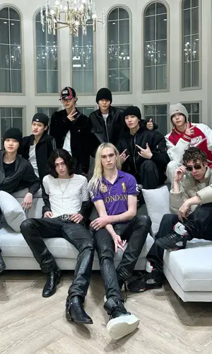 2hollis wearing Rick Owens jeans
