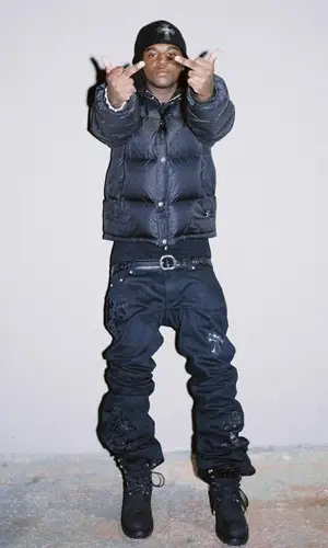 Ken Carson’s Outfit in Timberland Boots & Chrome Hearts Hat (2025)