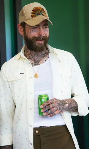 Post Malone wearing Hanes top