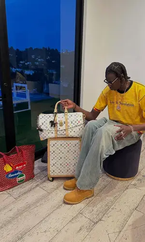 Bol Bol’s Outfit in Vintage T-Shirt, Balenciaga Jeans & Chrome Hearts Eyewear (2025)