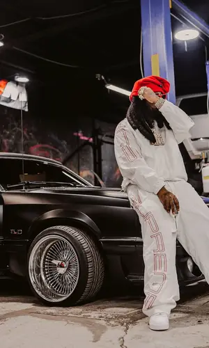 Icewear Vezzo’s Outfit in Supreme Jacket & Nike Sneakers (2025)