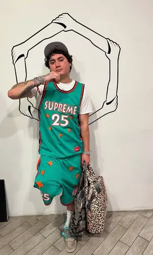 OhGeesy’s Outfit in Supreme Jersey, Jordan Sneakers & Union Los Angeles (2025)