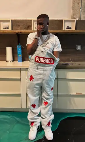 Lil Double 0’s Outfit in Hanes T-Shirt, Pubbaco Pants & Nike Sneakers (2025)