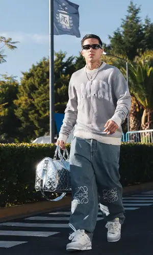 Enzo Fernandez wearing Loewe jeans