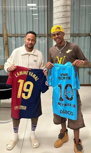 Neymar’s Outfit in Puma Jacket, Nike Jersey & Rolex Watch (2025)