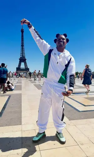 Young Nudy wearing Nike sneakers