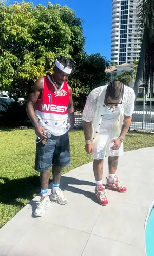 Sauce Walka’s Outfit in Reebok Jersey, Wilson Hat & Vintage (2025)