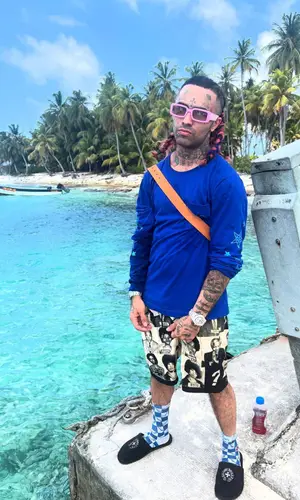 Lil Pump’s Outfit in Chrome Hearts Top & Dolce & Gabbana Eyewear (2025)