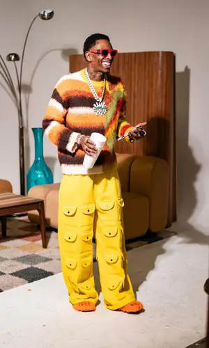 Soulja Boy’s Outfit in Zara Sweater, Bravest Studios Sneakers & Balenciaga Eyewear (2026)