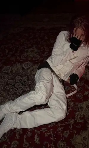 Nettspend’s Outfit in Dior Jacket, Vans Sneakers & Dsquared2 Belt (2026)
