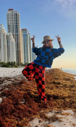 Lil Pump’s Outfit in Matty Boy Hoodie & Off-White Sneakers (2026)