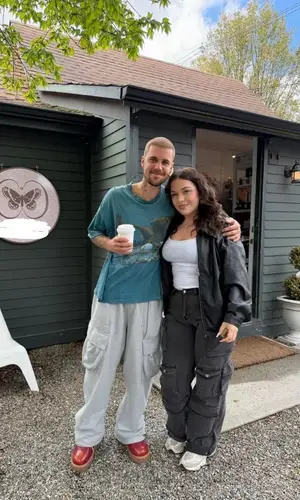 Justin Bieber’s Outfit in Vintage T-Shirt, Greg Ross Pants & PDF Boots (2026)