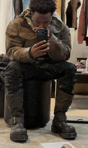 Kai Cenat’s Outfit in Vivet Jacket & Balenciaga Boots (2026)