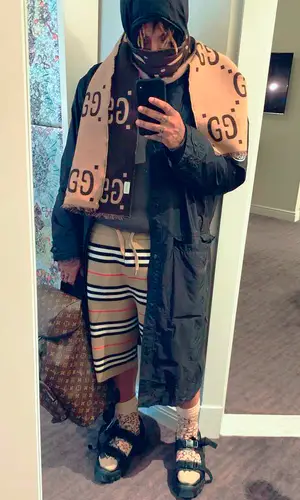 Juice WRLD wearing Gucci sock