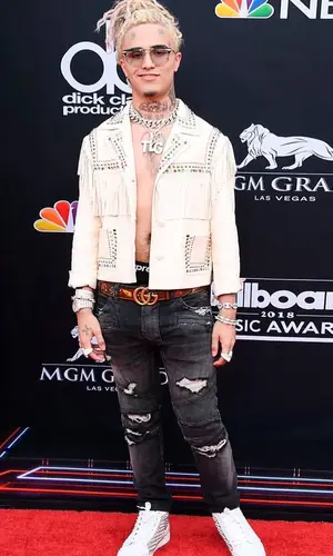 Lil Pump wearing Gucci belt