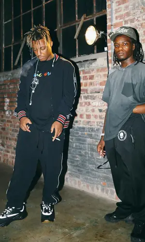 Juice WRLD wearing Dior sneakers
