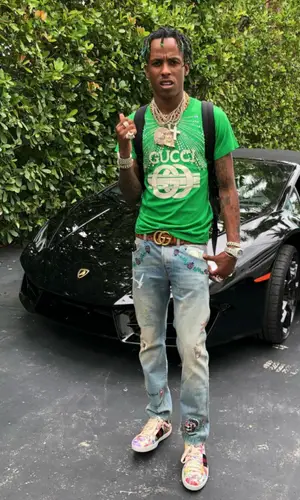 Rich The Kid wearing Gucci belt