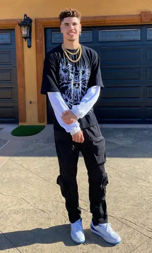 LaMelo Ball wearing Menace other