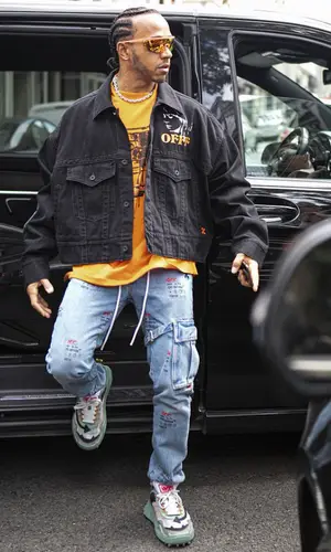 Lewis Hamilton wearing Off-White t-shirt
