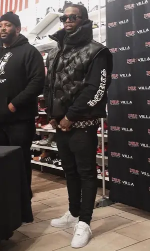 Pop Smoke’s Outfit in Chrome Hearts Hoodie, Rick Owens Pants & Louis Vuitton Eyewear (2020)