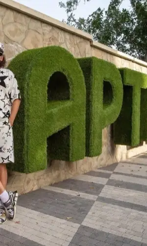 Филипп Киркоров wearing Dolce & Gabbana hat